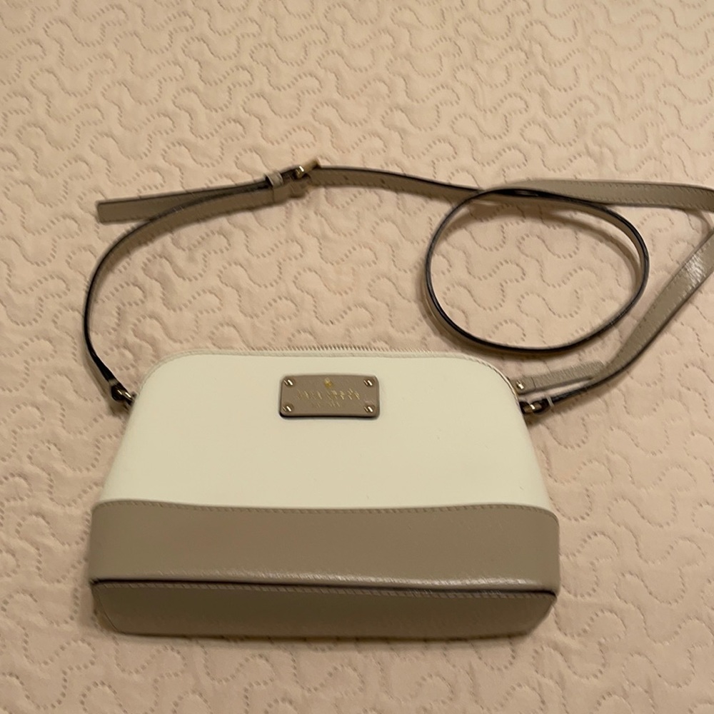 Kate Spade Crossbody Purse in Cream and Tan
